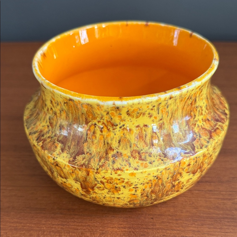 Vintage Mcm 1970  Yellow and Brown Ceramic planter bowl vase amazing glaze